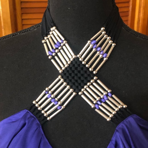 2b Bebe Halter top. NWT - Picture 5 of 8